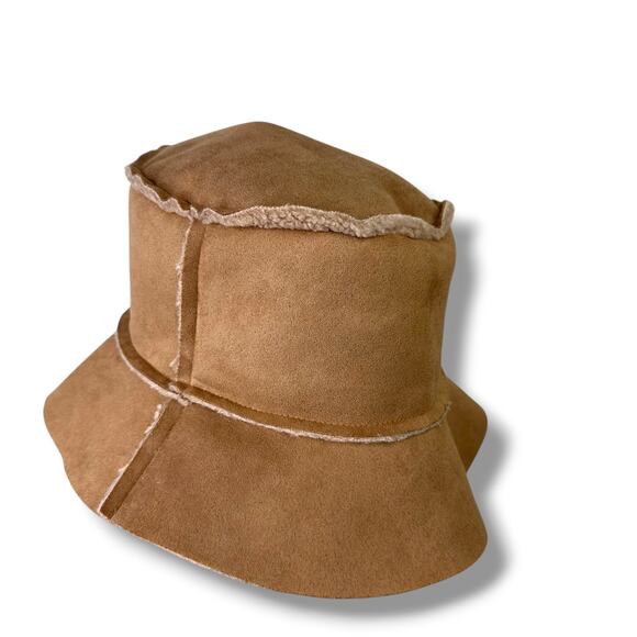 Hat Attack NWT Natural Brown Reversible Cozy Soft Faux Shearling Bucket Hat OS - Picture 10 of 10